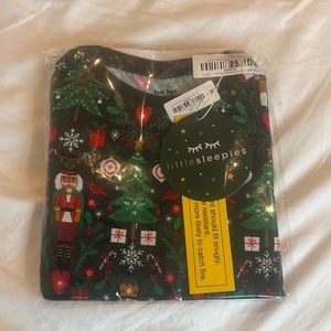 NEVER OPENED WITH TAGS LITTLE SLEEPIES PJs